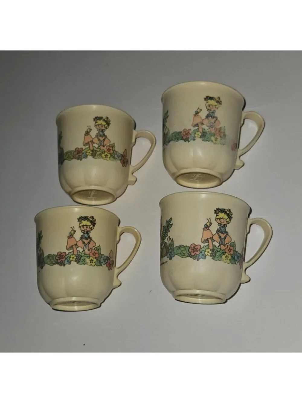 VTG 21 pc Chilton Toy Dish Lot Plate Cup Pitcher Lid Spoon 1983 AG Herself Elf